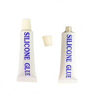 Mastic silicone blanc sans ongles pour douche